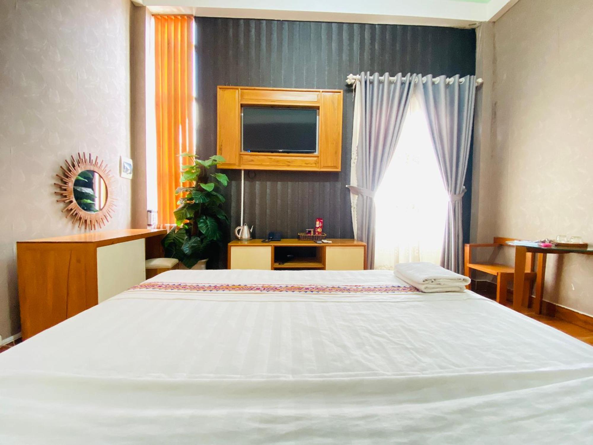 Hong My Hotel كون توم المظهر الخارجي الصورة